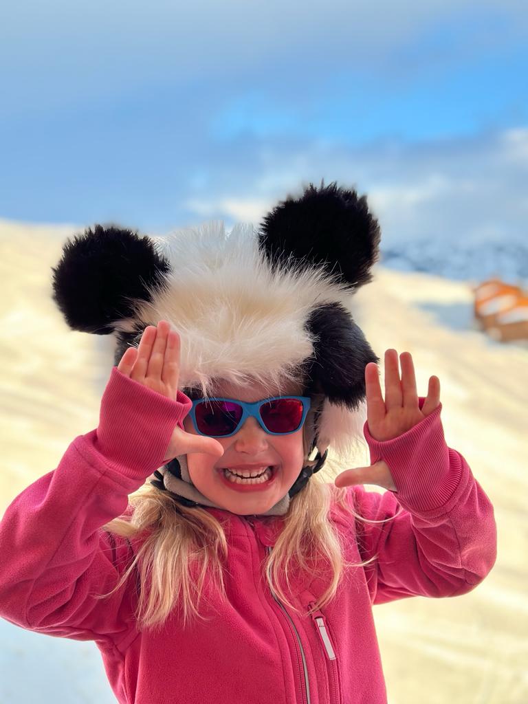 Snow Panda – headztrong